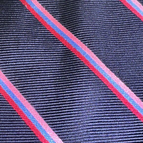 3 Brooks Brothers Makers Blue/Red Micro Geometric Striped Men's Tie 100% Silk - Picture 8 of 9